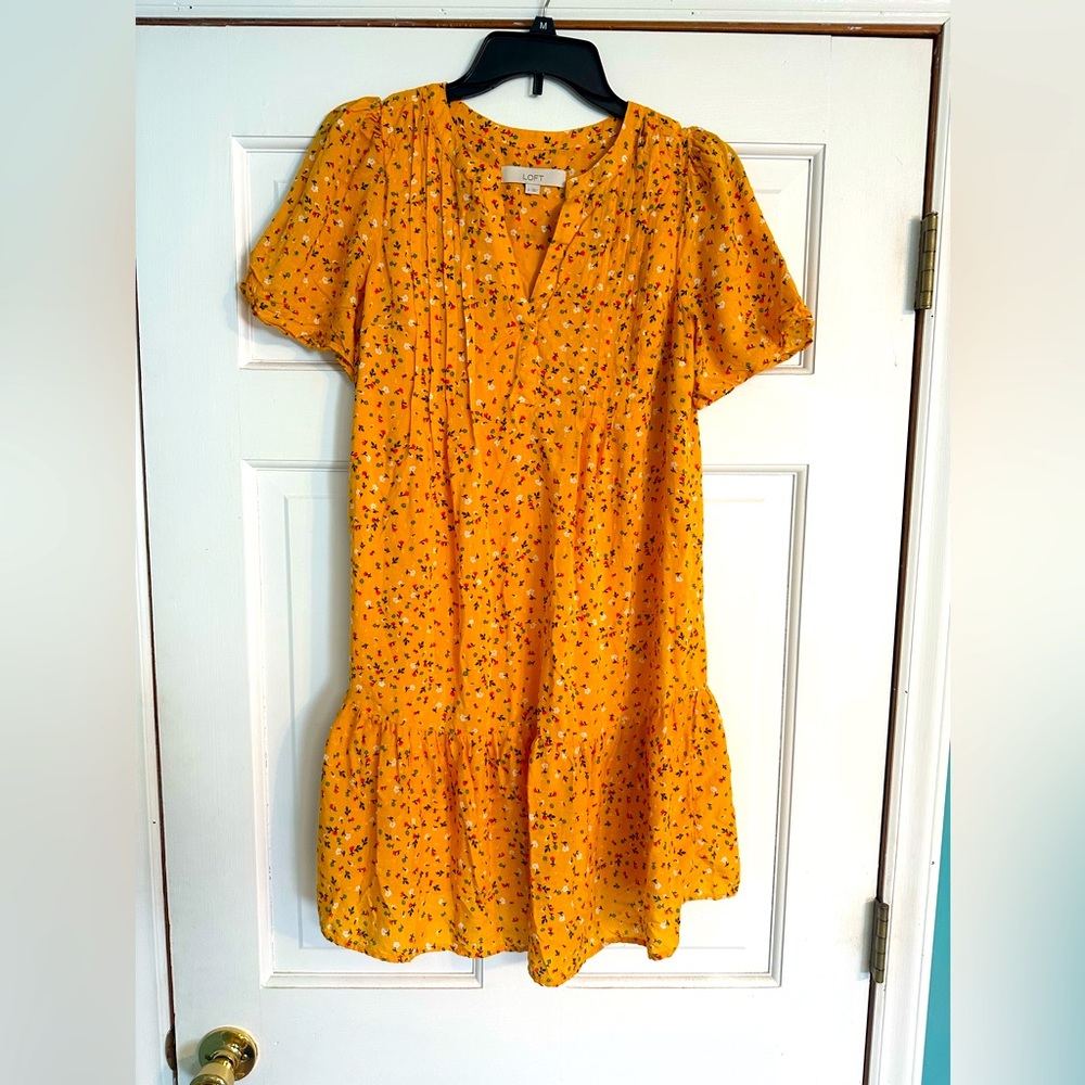 LOFT Floral Dress -Excellent condition!